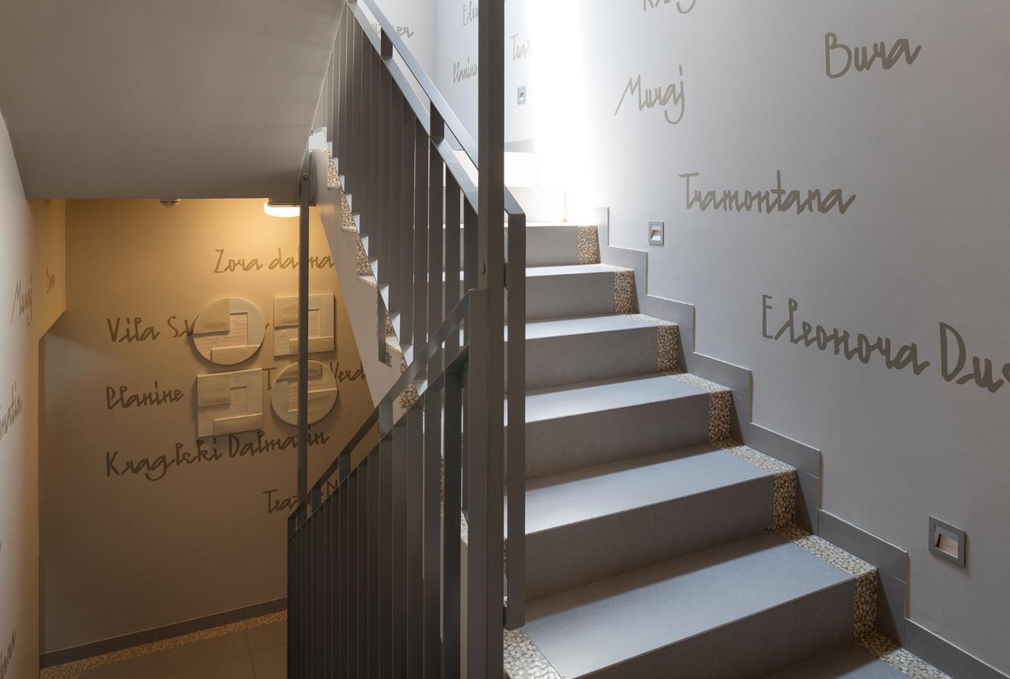 Art Hotel Kalelarga ザダル エクステリア 写真
