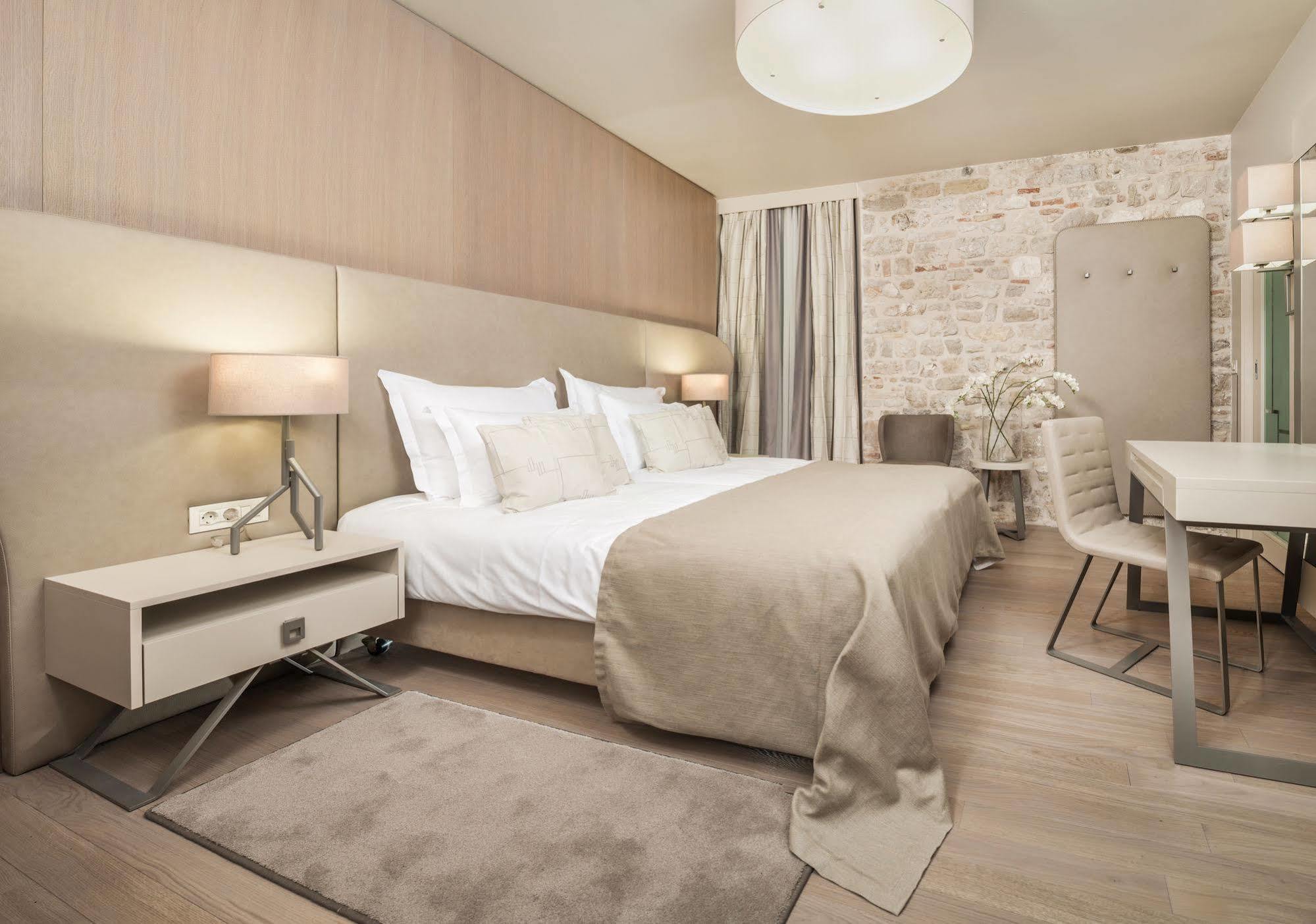 Art Hotel Kalelarga ザダル エクステリア 写真